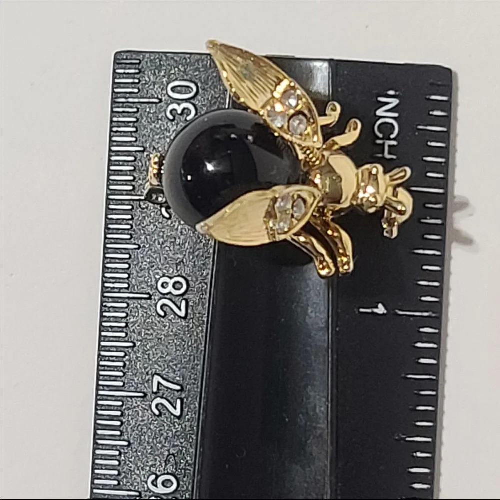 Vintage Bee Trembler Jelly Belly Scatter Pin